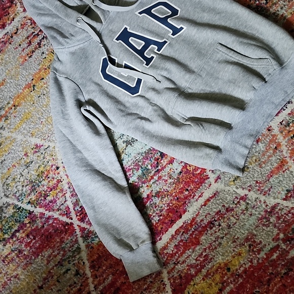 GAP logo hoodie pullover sweatshirt - Picture 3 of 9